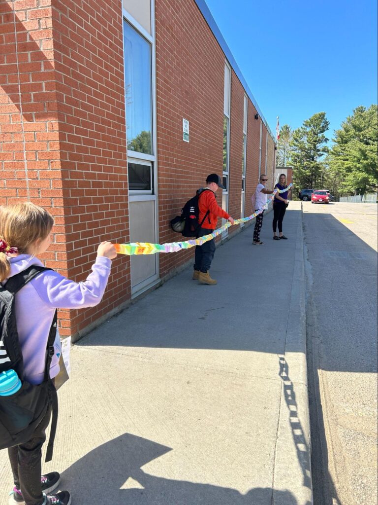 Bracebridge elementary schools spread kindness